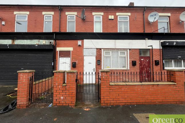 Flat to rent in Great Cheetham Street East, Broughton, Salford