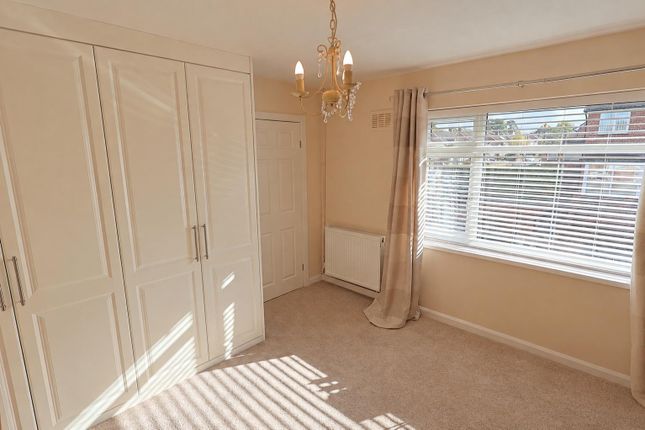2, Stonebury Avenue, Coventry photo 3