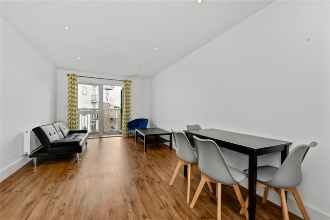 Flat 88, Austen House,, Station View, Surrey photo 5