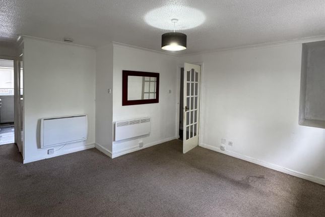 26, Mclees Lane, Motherwell photo 3