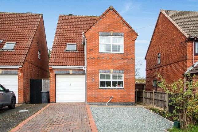 Thumbnail Detached house for sale in Ashby Road, Measham, Swadlincote