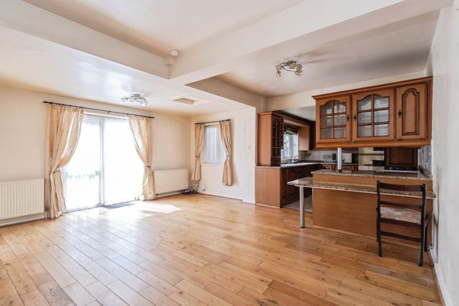9, Gibwood Road, Manchester photo 2