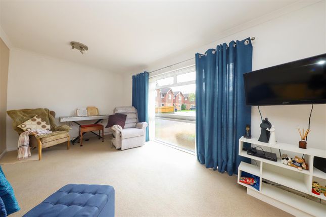 Detached house for sale in Sylvana Close, North Hillingdon