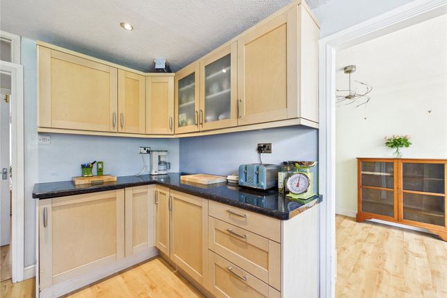 46, Keelers Way, Colchester photo 3