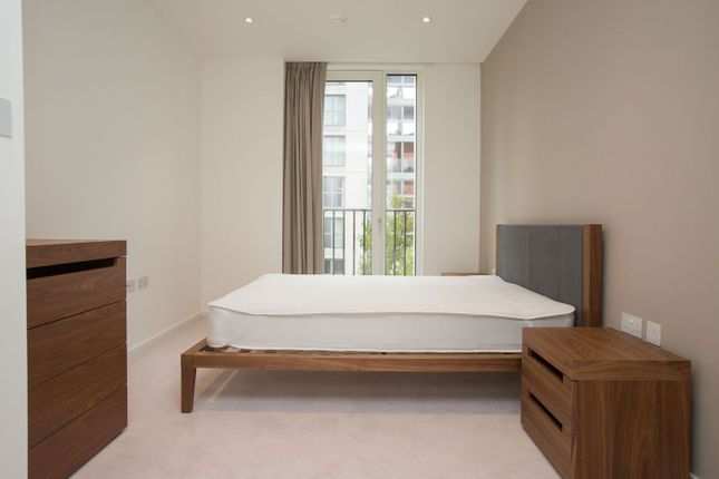Thumbnail Flat to rent in 20, Victory Parade, London
