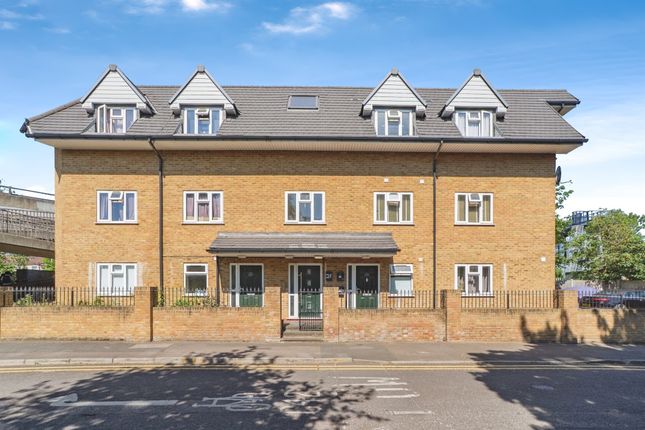 2-bed flat on 23, Eldred Road, Barking, £250,000