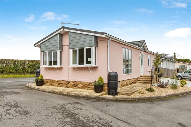 Thumbnail Mobile/park home for sale in Orchard Park, West Camel, Yeovil