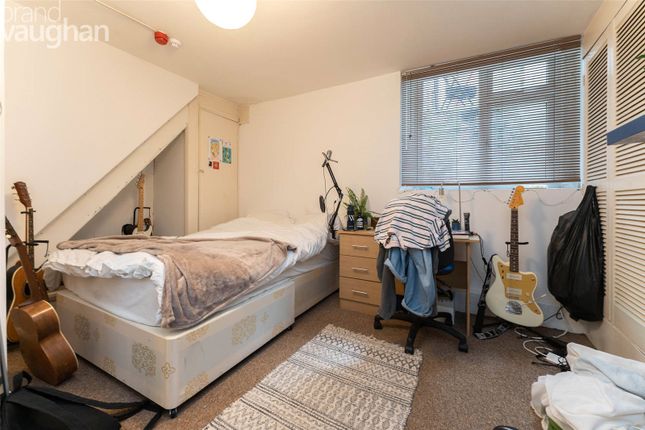 End terrace house to rent in Ditchling Road, Brighton, East Sussex