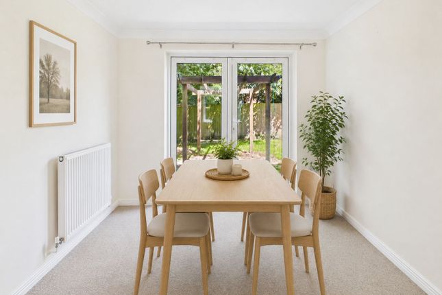 5, Lypstone Close, Weston-Super-Mare photo 3