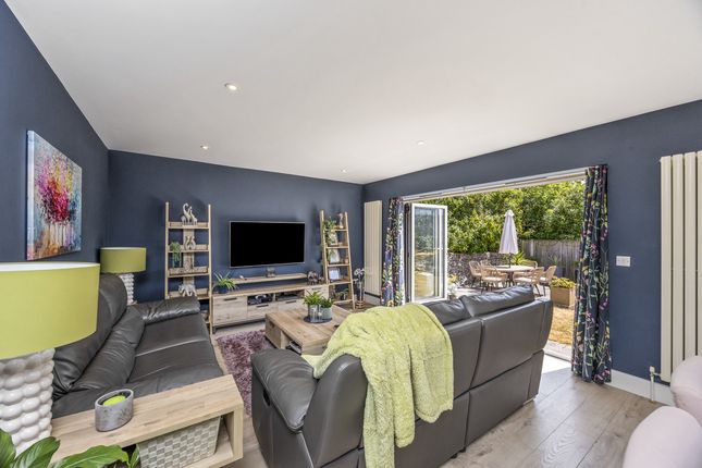 3, Chesswood Close, Worthing photo 4