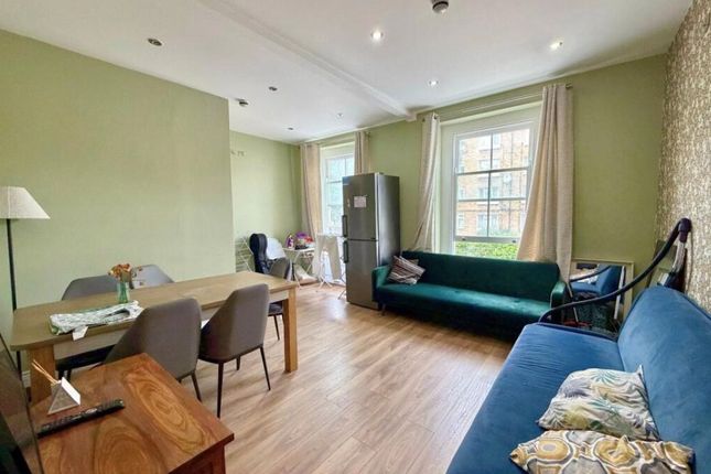 Studio house on 162, Agar Grove, London, £6,500/mo