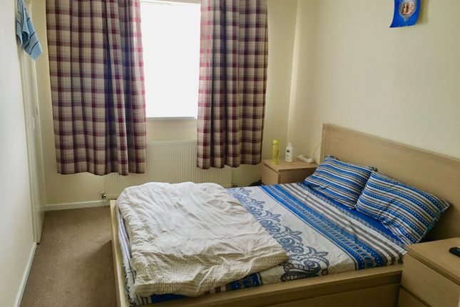 21, Caerphilly photo 4