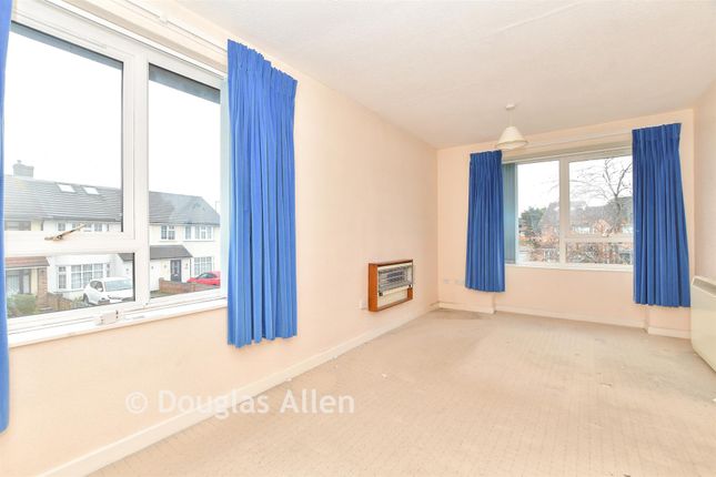 Cloisters Court, Mungo Park Road, Rainham photo 3