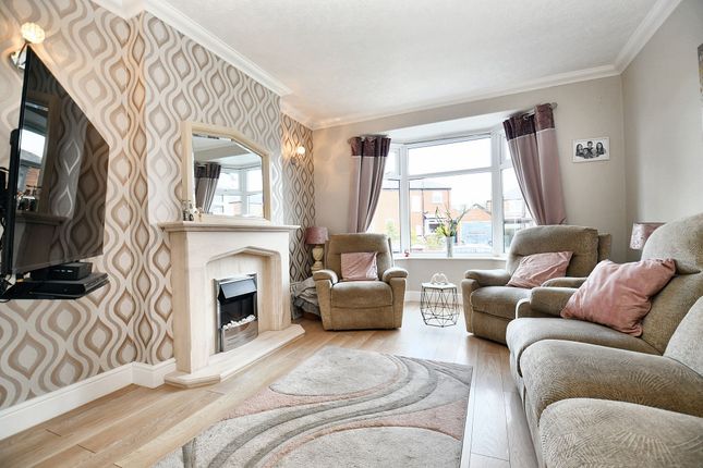 25 Odessa Avenue, Salford photo 3