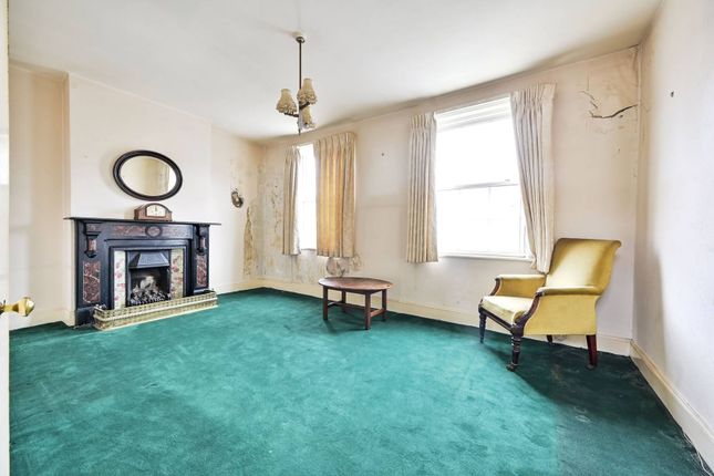 Thumbnail Property for sale in Sedlescombe Road, Fulham, London