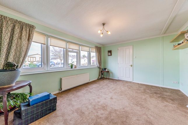 4, Meadow View, Allington Gardens, Grantham photo 3