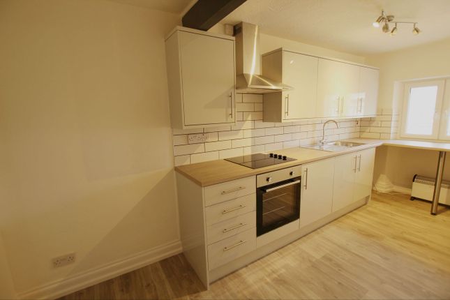Flat 6, Castle Street, Brecon photo 2