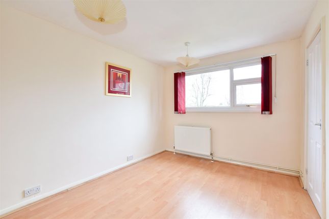 Property to rent in Cumberland Close, Little Chalfont, Amersham