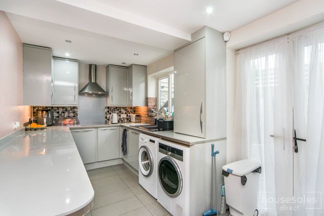 1 Pendyffryn Cottage, Glanwydden Road, Llandudno Junction photo 3