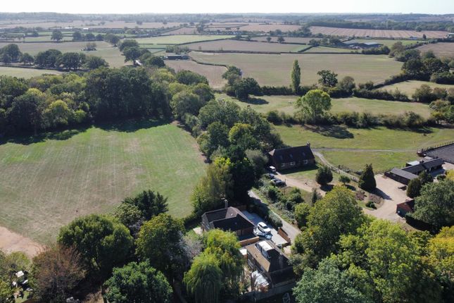 Sabella House, Gays Lane, Holyport, Maidenhead photo 4