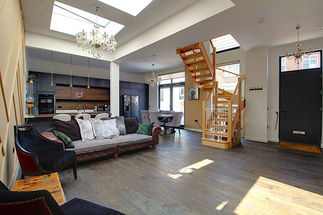 La Manche, St Johns Road, Hove photo 3