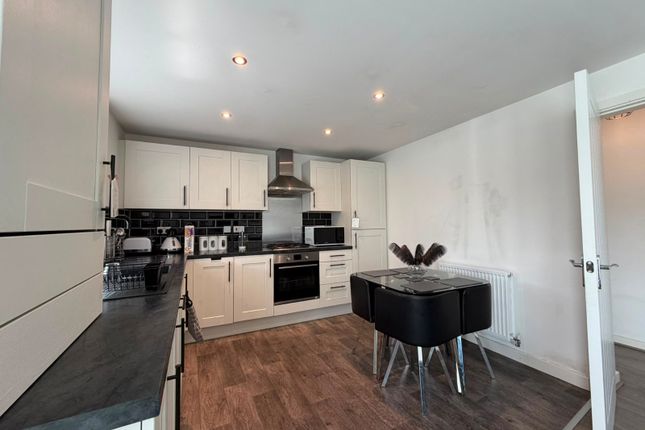 14, Wisteria Place, Tyne and Wear photo 5