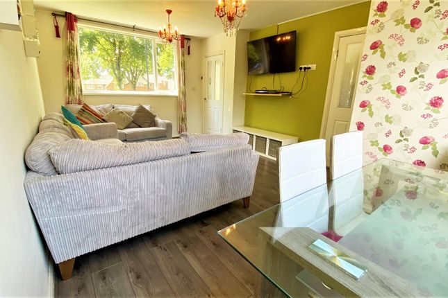 796, Yardley Wood Road, Birmingham photo 4
