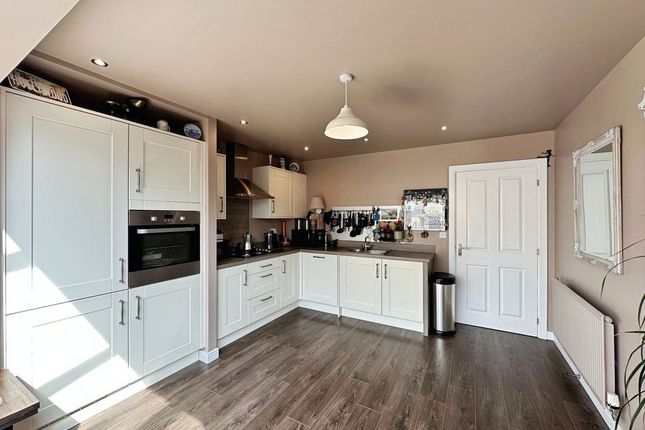 8, Standrop Crescent, Morpeth photo 2