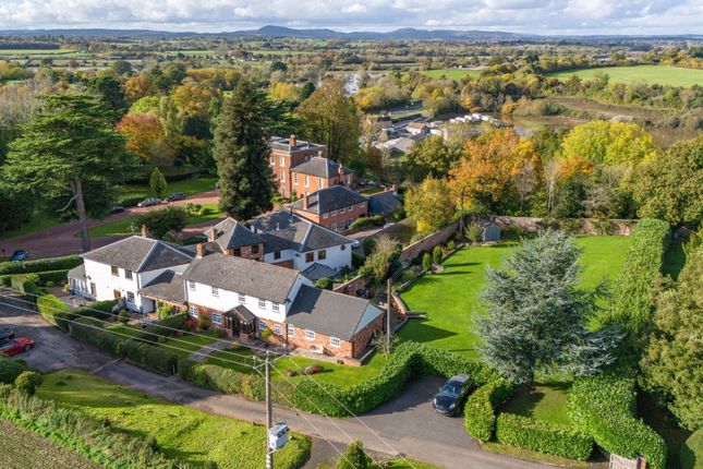 3-bed house on 15 The Stables, Worcester, £600,000