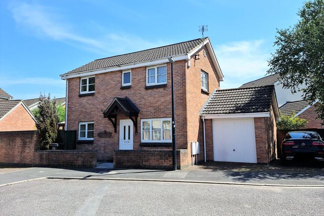 Detached house to rent in Charlock Close, Weston-Super-Mare
