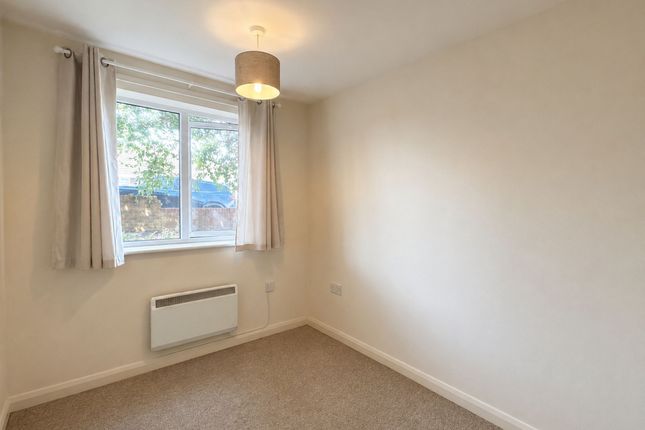 Flat 8, Lonsdale Court, Leicester photo 3