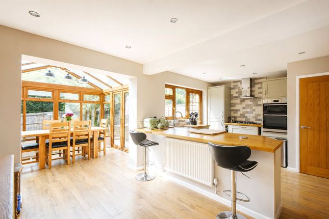 3, Mill Close, Hook photo 4