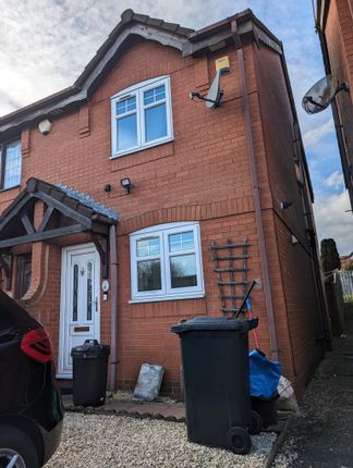 Property to rent in Acacia Close, Dudley