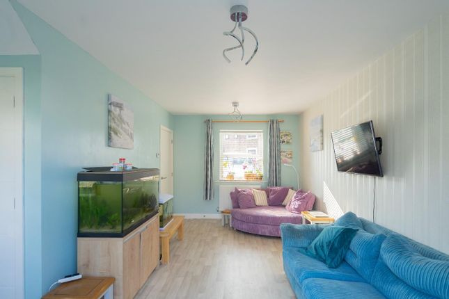 9, Thurston Drive, Wigton photo 2