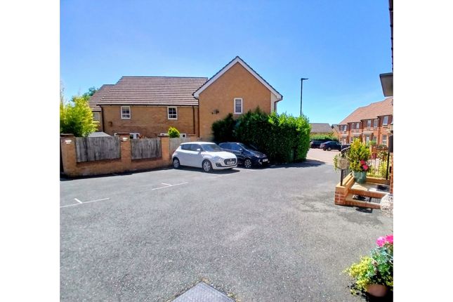 18, St. Wilfred Drive, East Cowes photo 4