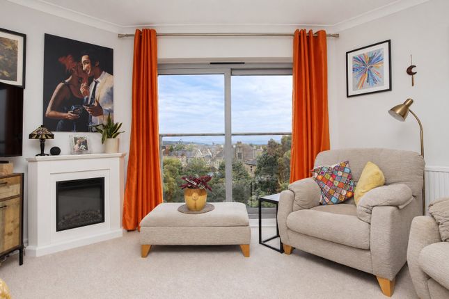 Flat 17, Berrow Lodge,, Clarence Road East, Somerset photo 2