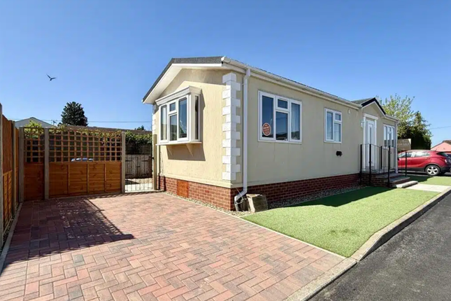 2-bed caravan on 22, Wixfield Park, Pound Hill, Ipswich, £179,950