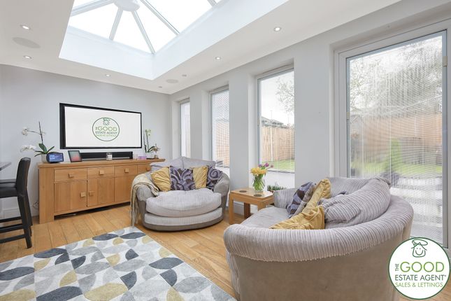 End terrace house for sale in Grosvenor Drive, Loughton