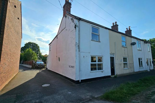 Thumbnail End terrace house for sale in The Smoot, Walcott - Lincolnshire
