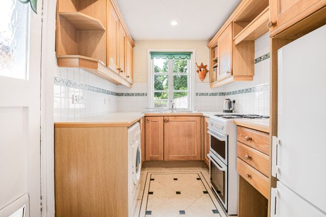68, West Common, Harpenden photo 4