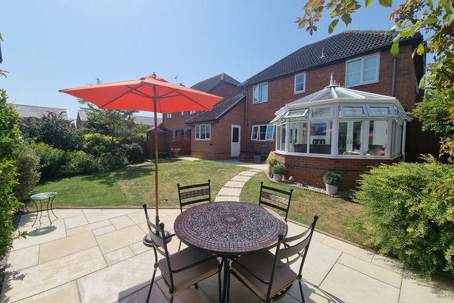 Thumbnail Detached house for sale in Rainsbrook Close, Southam