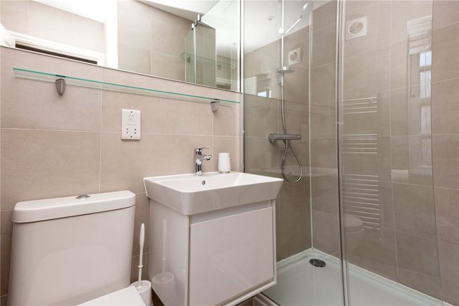 Flat to rent in Chime Square, St. Albans, Hertfordshire