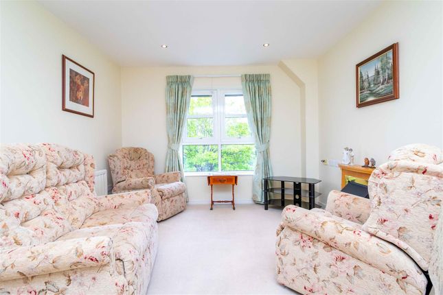 Flat 54 Amelia Court, 1, Union Place, Worthing photo 4