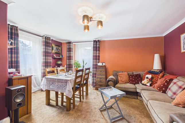 37, Wellgatehead, Lanark, ML11 photo 2