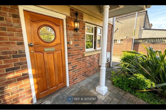 Heath Court, MaesYCoed Road, Cardiff photo 3