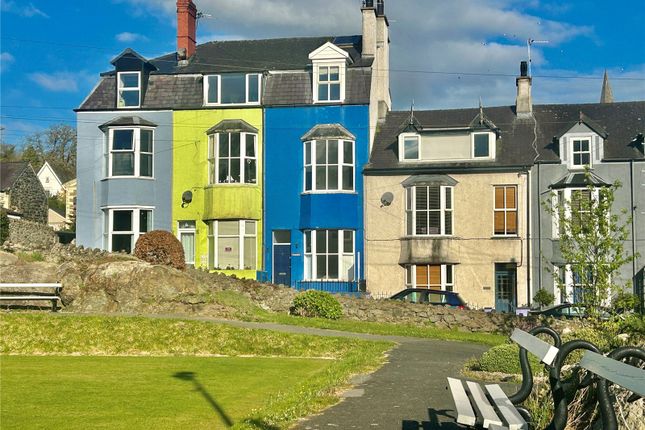 4-bed house on 5 Beach Road,, Menai Bridge, Sir Ynys Mon, £300,000