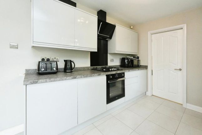 16, Aspes Road, Liverpool photo 4