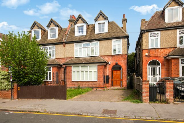 Studio flat on Flat 3, 88, Outram Road, Croydon, £210,000