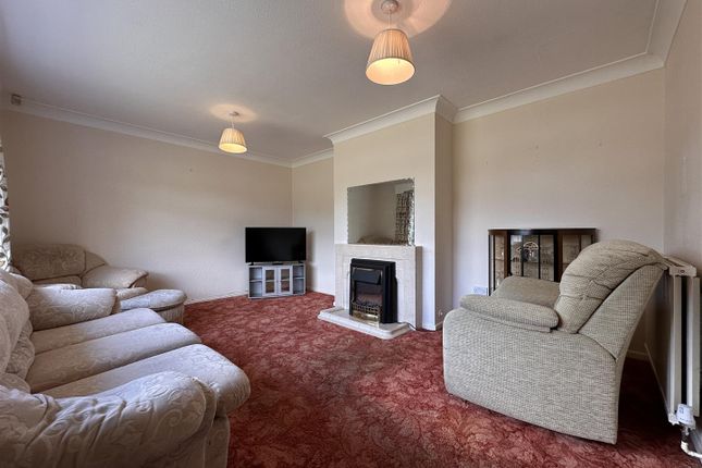 28, Hawton Road, Newark photo 2