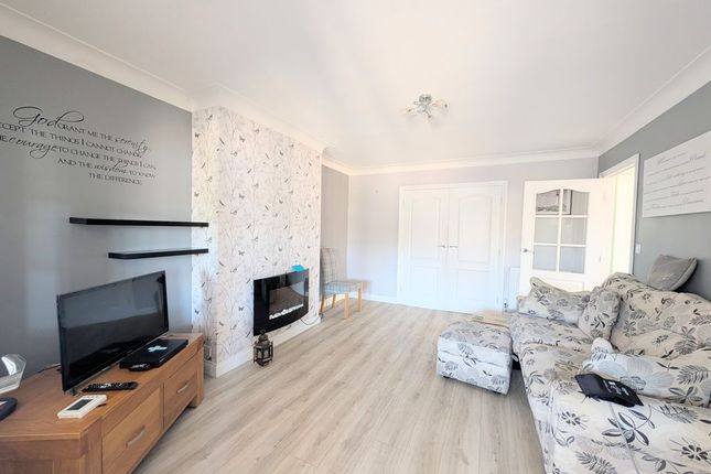 52, Warwick Road, Cleethorpes photo 4